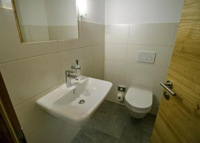 Haus Mariandl بيت ضيافة 3*