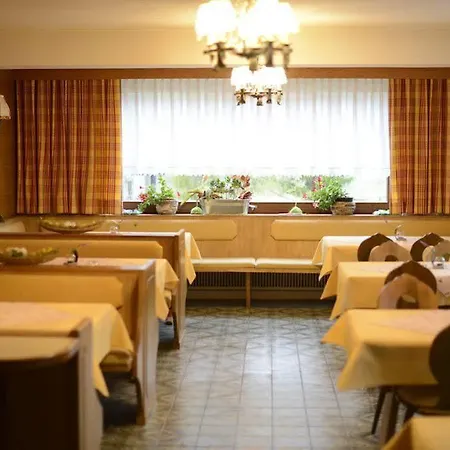בית הארחה Haus Mariandl נסלוואנגל